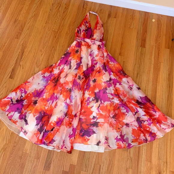 Carmen Marc Valvo organza gown with tag! - Picture 2 of 8